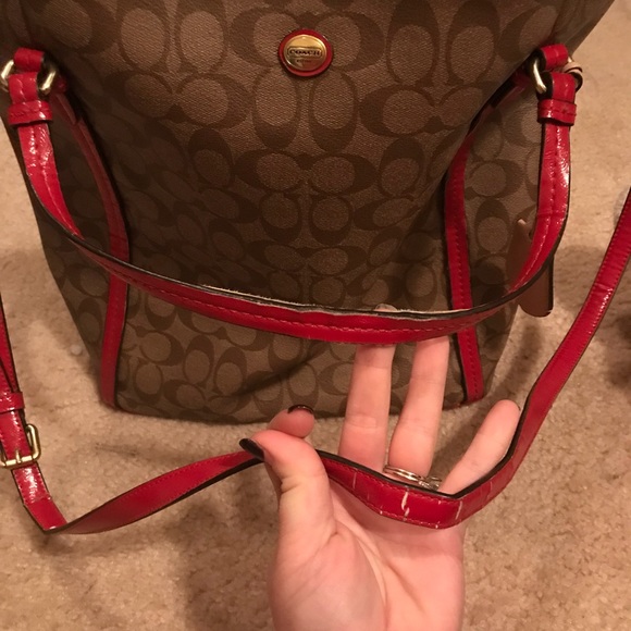 COPY - Large coach tote red and tan - Picture 4 of 6